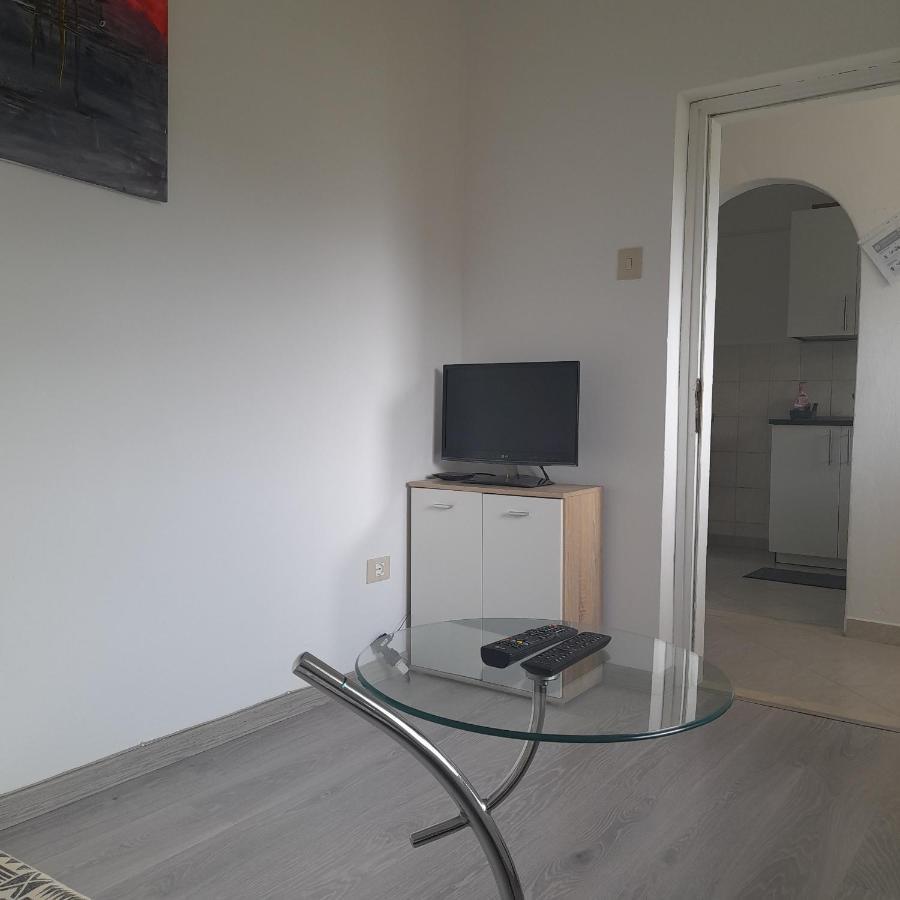 Apartma Mari Apartman Lucija Kültér fotó